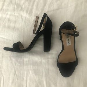 Black Steve Madden Carrson Sandal 6.5